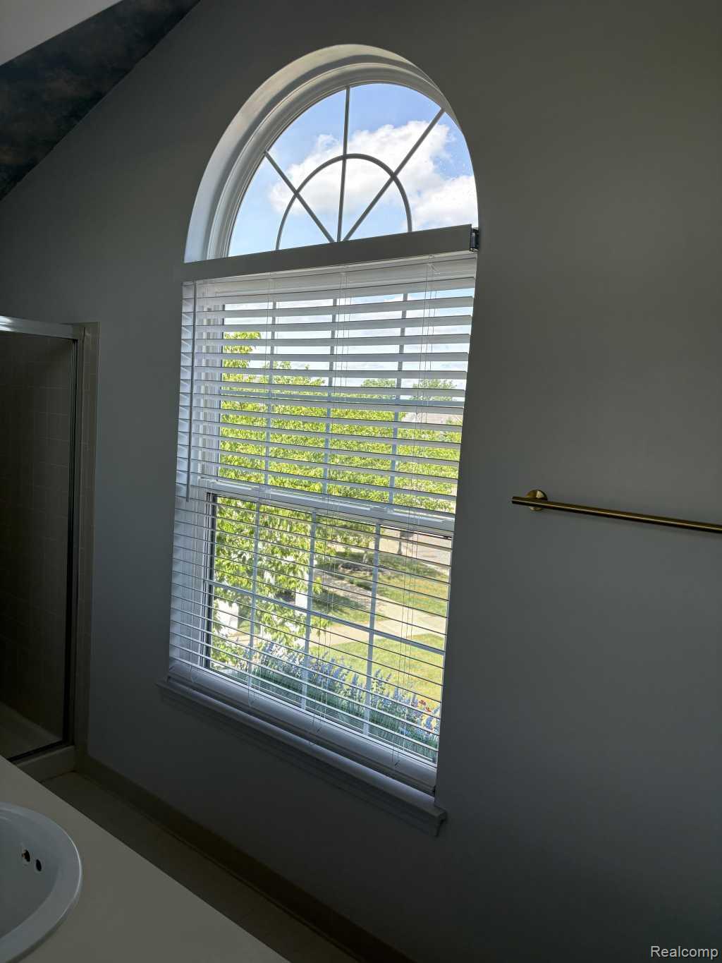 124 Champlain Boulevard Howell, MI 48843 - Photo 18 of 31 124-Champlain-Blvd-18.jpg