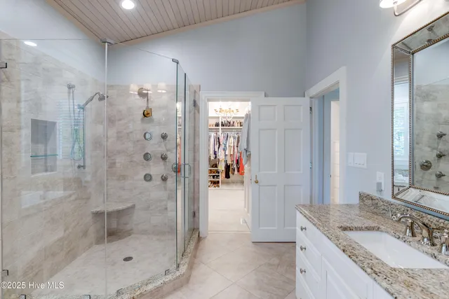 $1,295,000 | 611 Queen Annes Road, Greenville, NC 27858