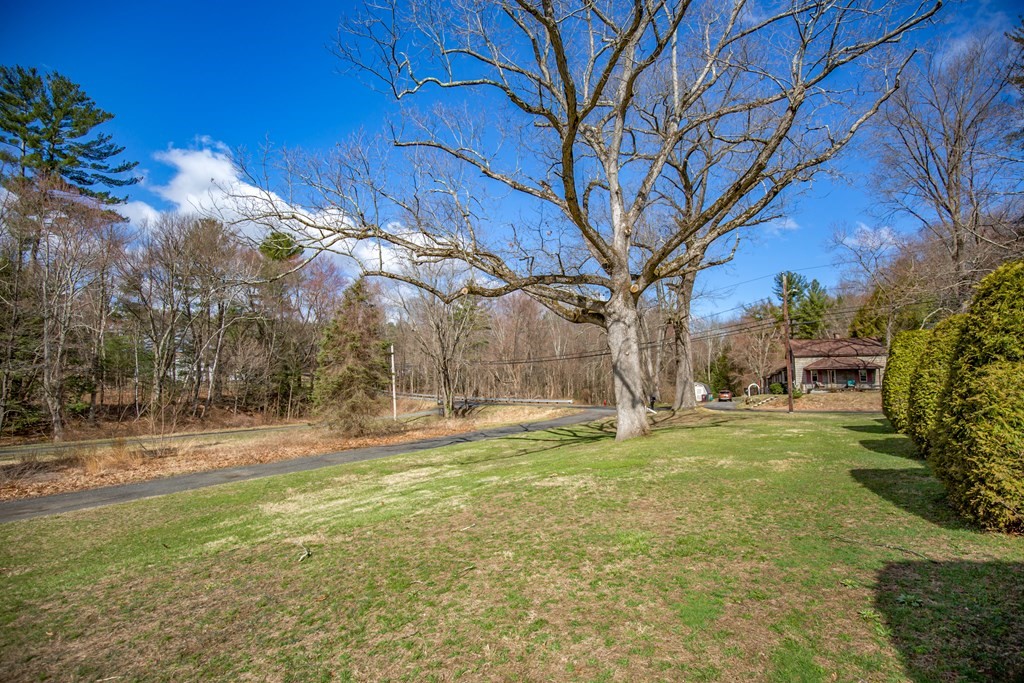 166 Hillside Road, Unit 4 Westfield, MA 01085 - Photo 20 of 31 Gallery Image 20