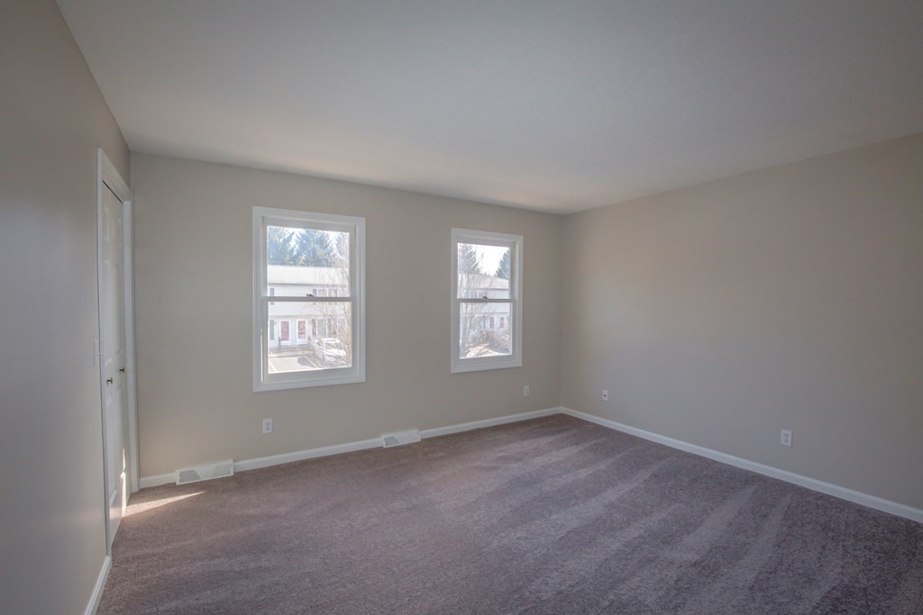 166 Hillside Road, Unit 4 Westfield, MA 01085 - Photo 25 of 31 Gallery Image 25