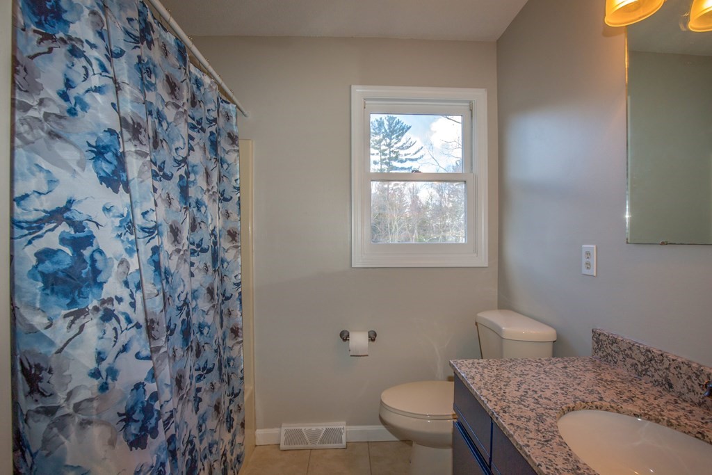 166 Hillside Road, Unit 4 Westfield, MA 01085 - Photo 30 of 31 Gallery Image 30