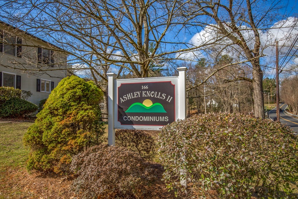 166 Hillside Road, Unit 4 Westfield, MA 01085 - Photo 5 of 31 Gallery Image 5