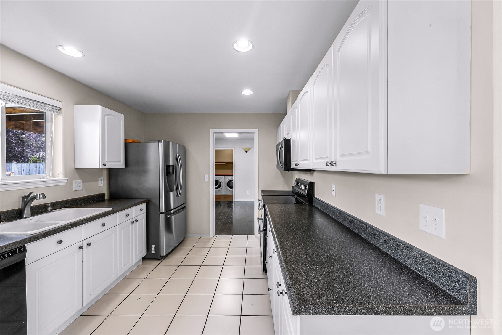8255 Quinault Road Blaine, WA 98230 - Photo 13 of 34