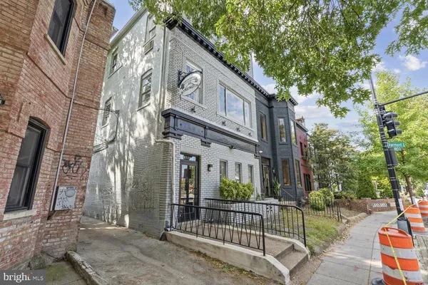 $4,495 | 1802 11th Street Northwest, Unit 3B, Washington, DC 20001