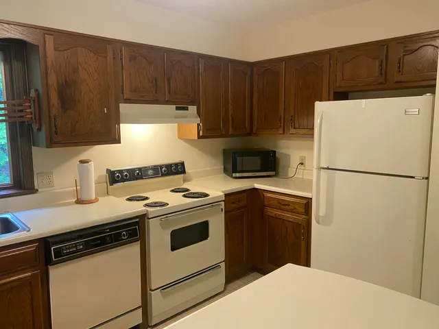 $240,000 | 13 Junipers Lane, Unit 6, Oakland, ME 04963