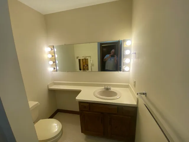 $240,000 | 13 Junipers Lane, Unit 6, Oakland, ME 04963