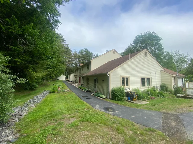 $240,000 | 13 Junipers Lane, Unit 6, Oakland, ME 04963