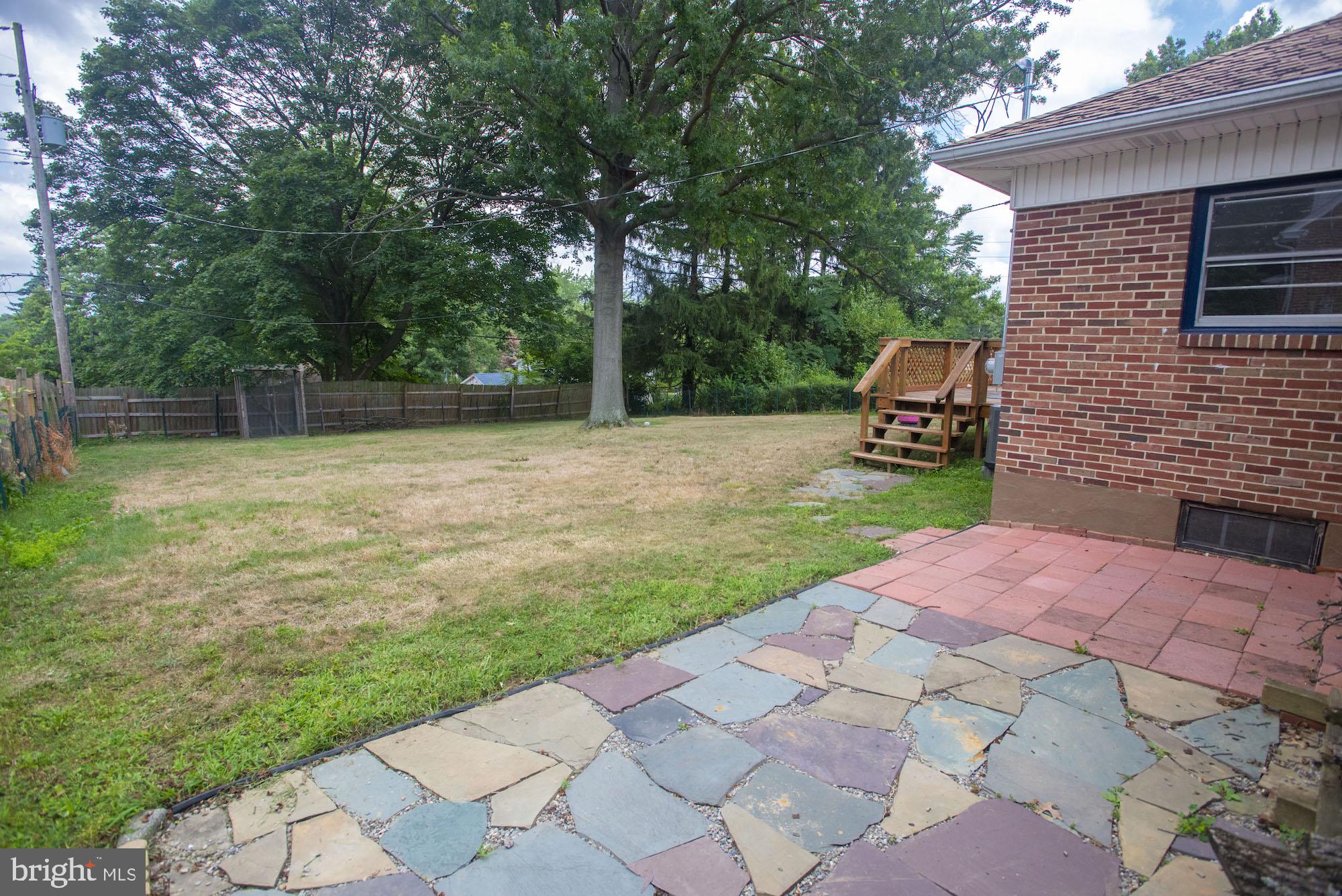 347 Edgehill Road York, PA 17403 - Photo 17 of 19