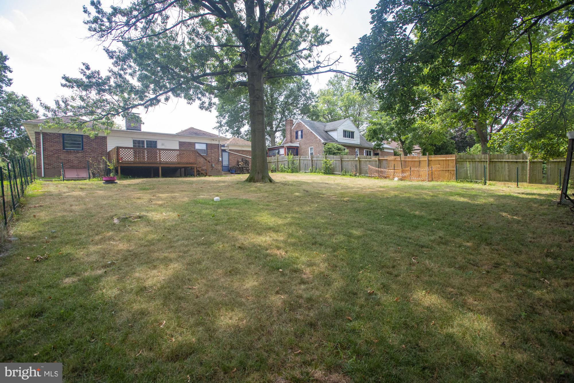347 Edgehill Road York, PA 17403 - Photo 18 of 19