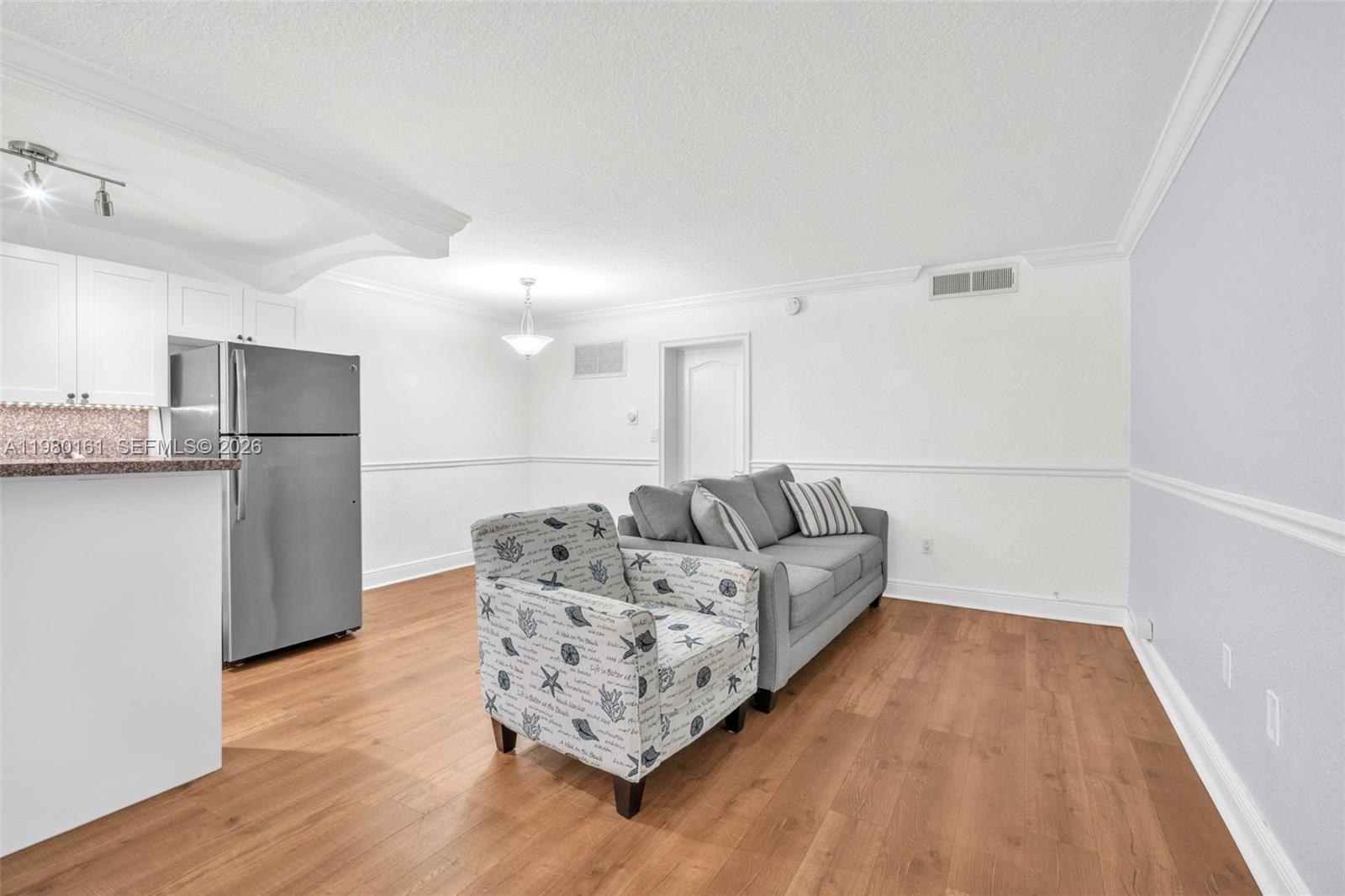 3245 Virginia Street, Unit 19 Miami, FL 33133 - Photo 12 of 24