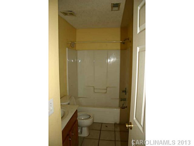 7115 Lowen Road Charlotte, NC 28269 - Photo 11 of 12