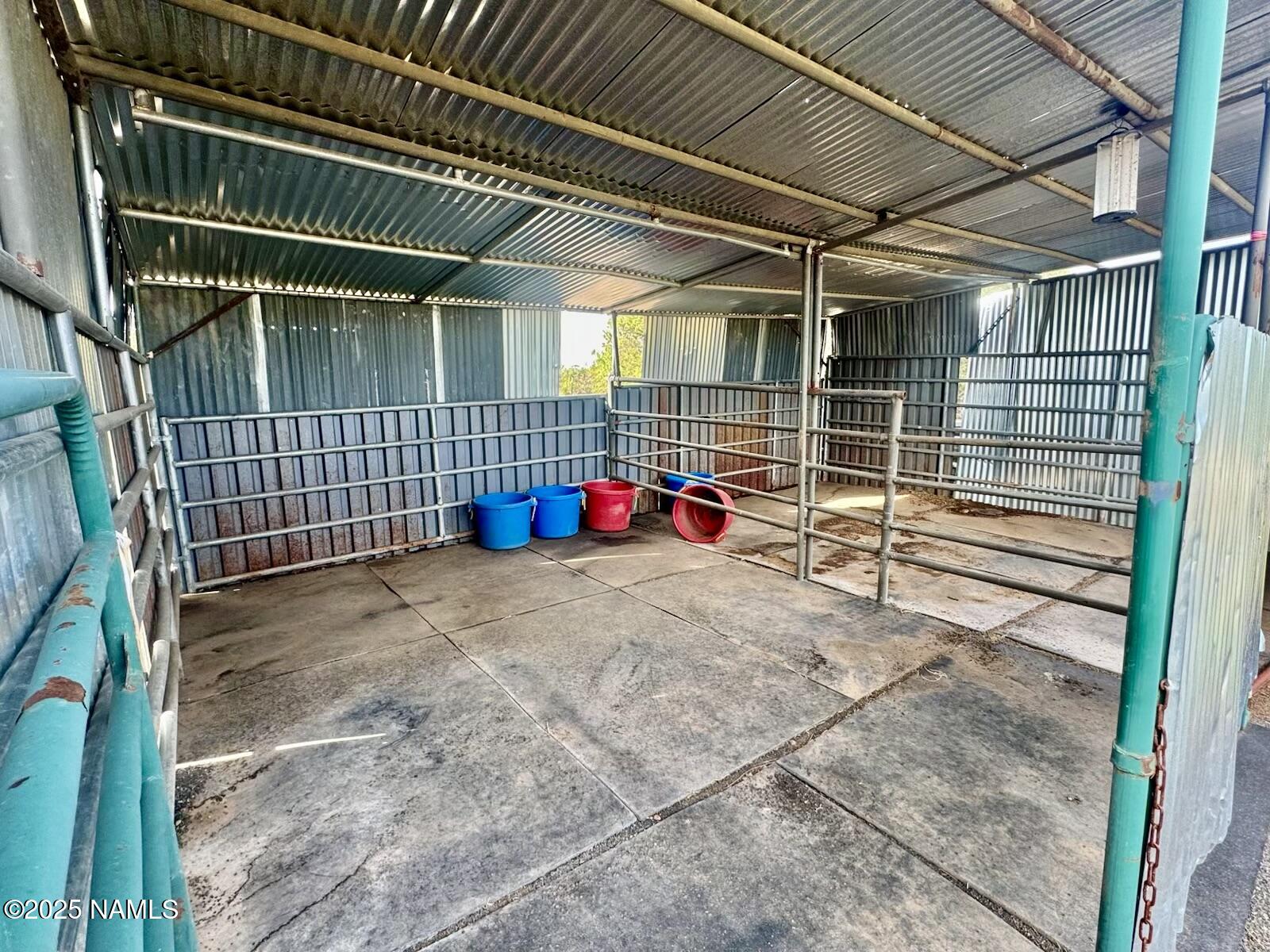 6083 North Joshua Tree Road Williams, AZ 86046 - Photo 27 of 40 a view of small space in front of a house