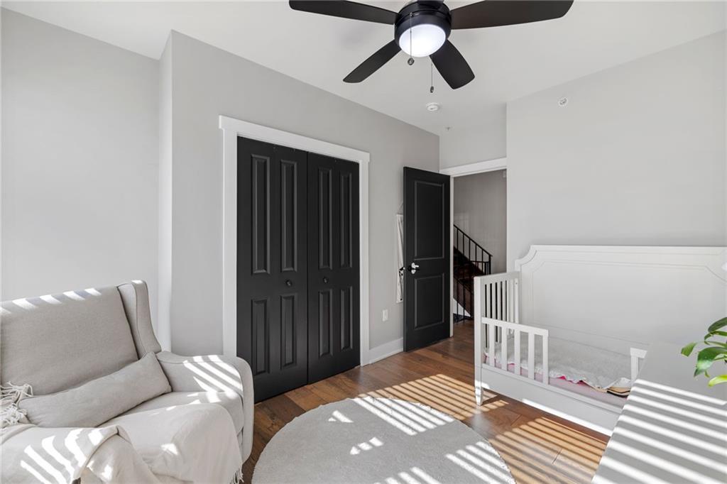 734 Middle Street Pittsburgh, PA 15212 - Photo 24 of 46 a living room with furniture