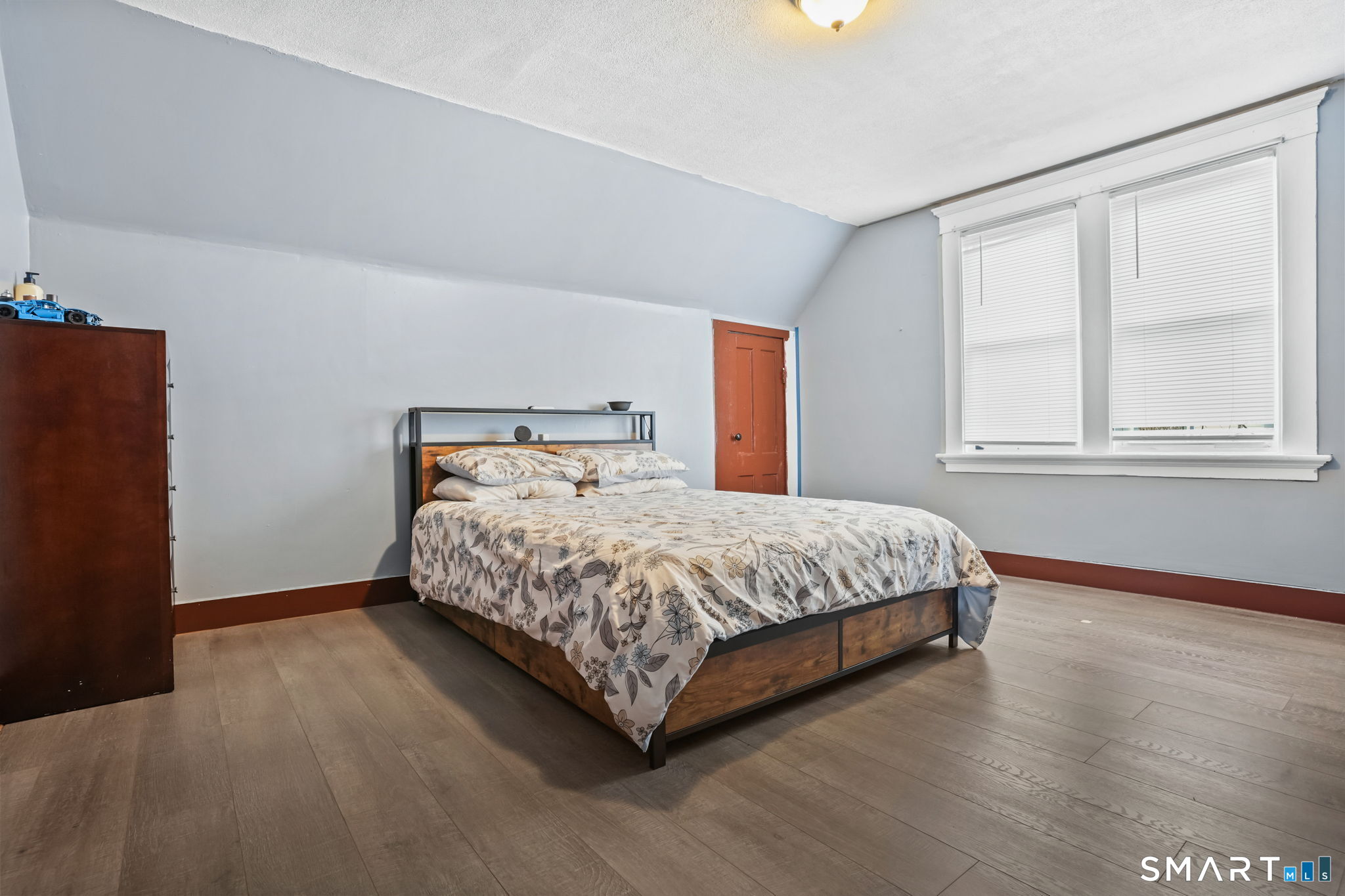 36 Maltby Place New Haven, CT 06513 - Photo 18 of 38 a bedroom with a bed and window