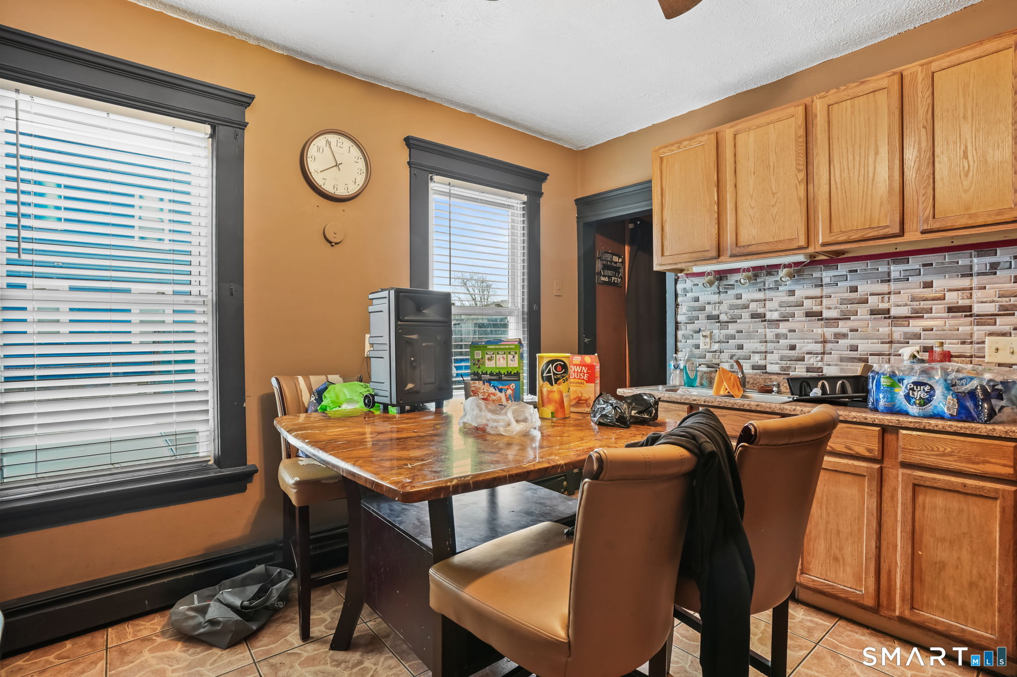 36 Maltby Place New Haven, CT 06513 - Photo 23 of 38 a dining room with furniture and window