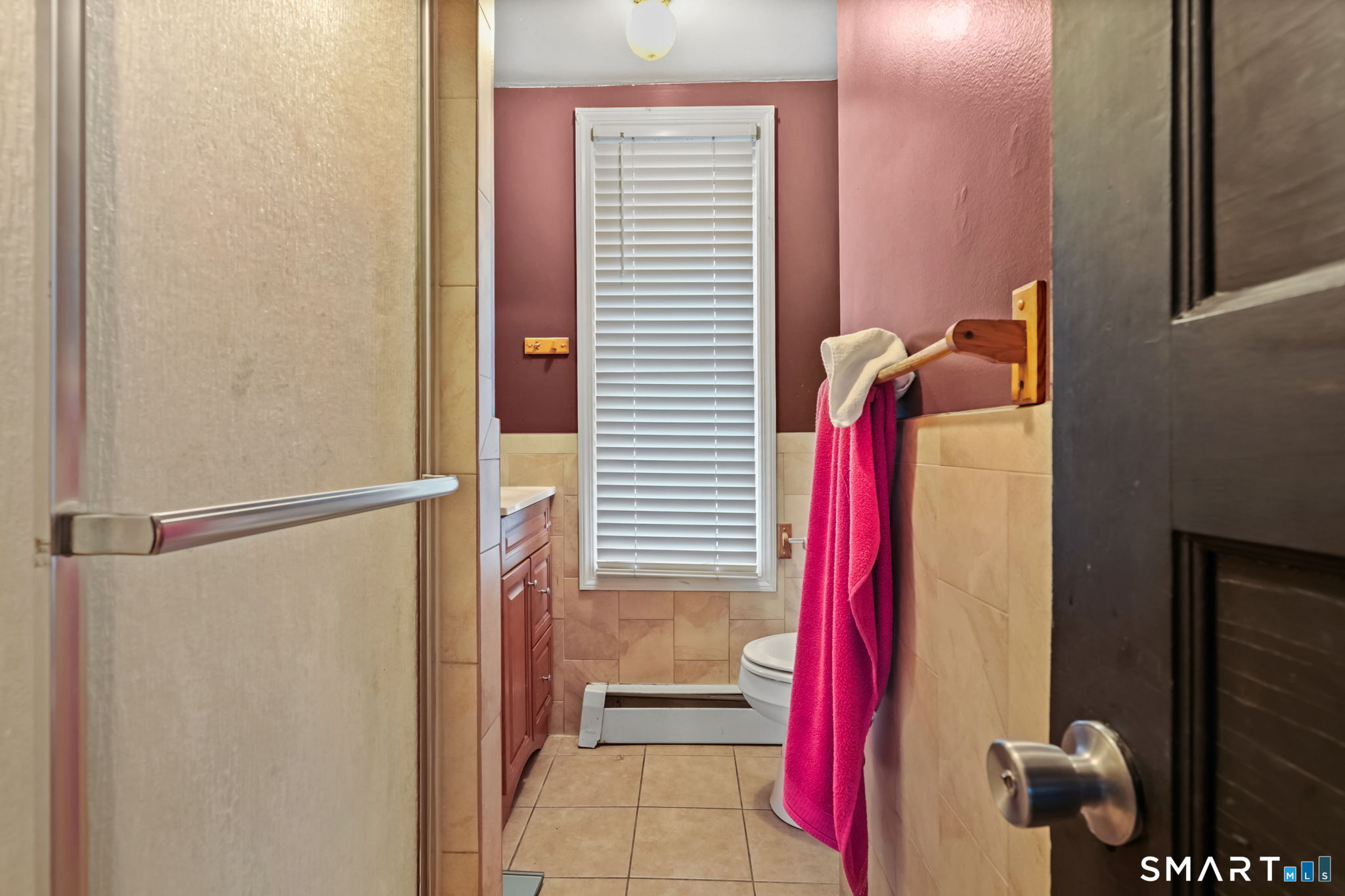 36 Maltby Place New Haven, CT 06513 - Photo 33 of 38 a view of a walk in closet