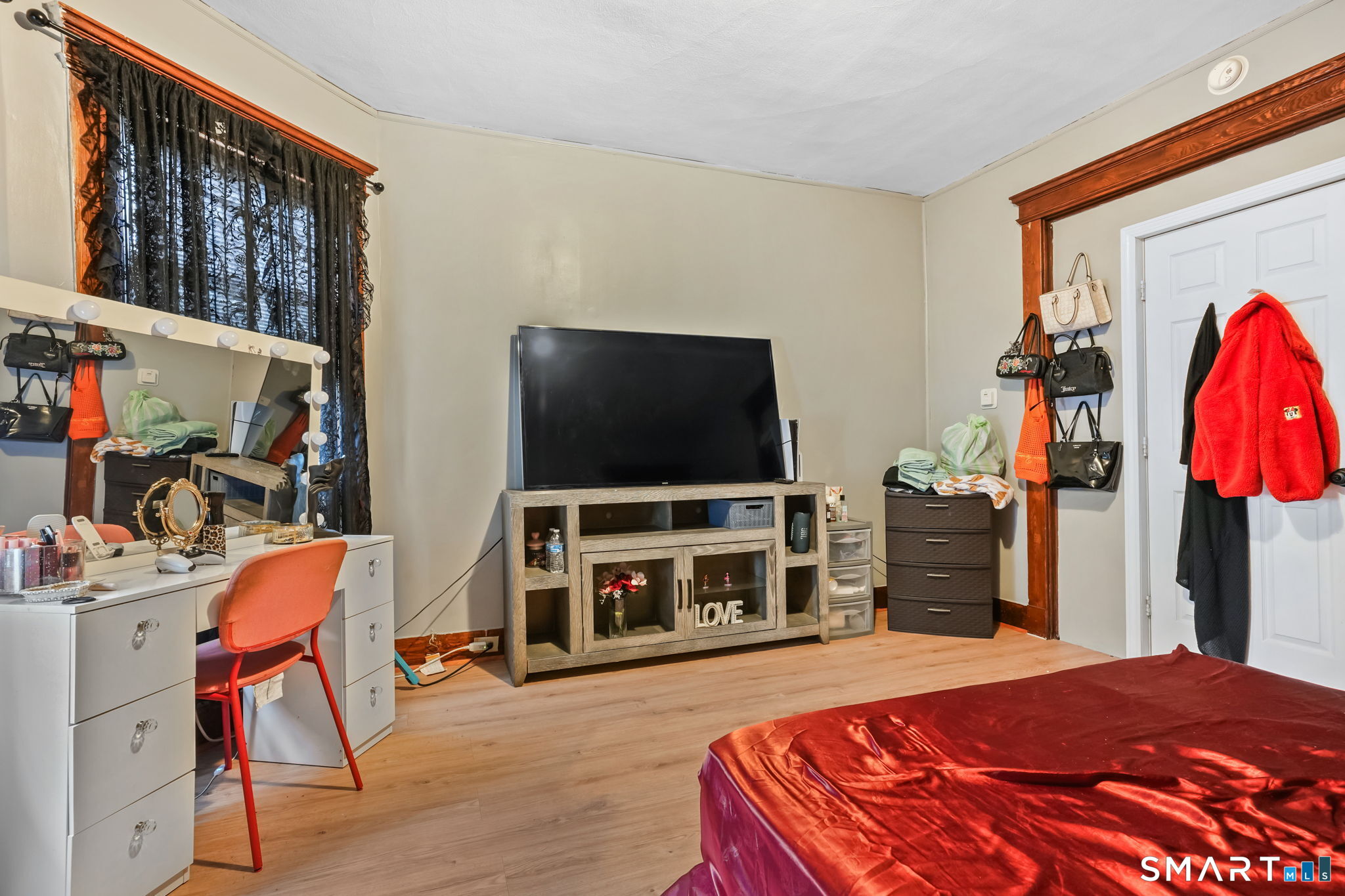 36 Maltby Place New Haven, CT 06513 - Photo 7 of 38 a bedroom with a bed and a flat screen tv
