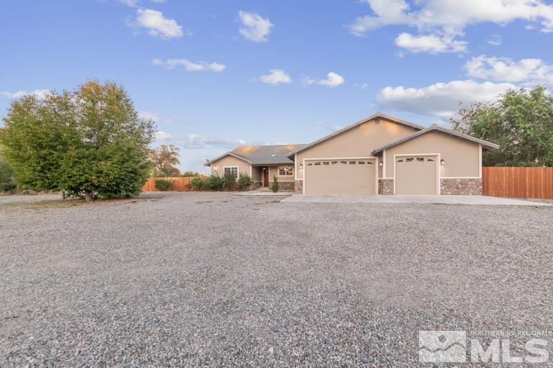 2220 Sabrina Way Fallon, NV 89406 - Photo 2 of 25 Photo 2