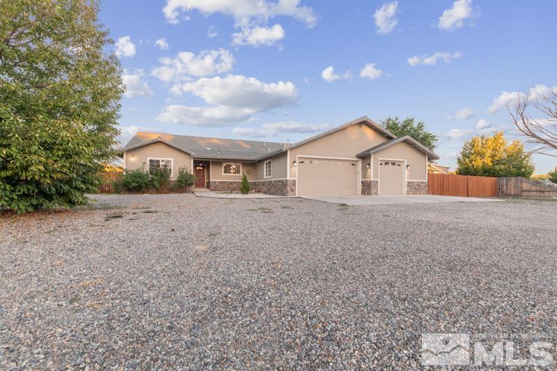 2220 Sabrina Way Fallon, NV 89406 - Photo 3 of 25 Photo 3