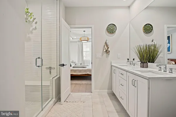 $600,000 | 14433 Gln Mnr Drive, Unit 602, Chantilly, VA 20151