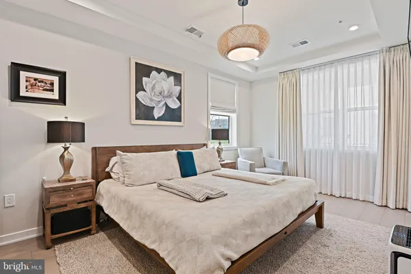 $600,000 | 14433 Gln Mnr Drive, Unit 602, Chantilly, VA 20151