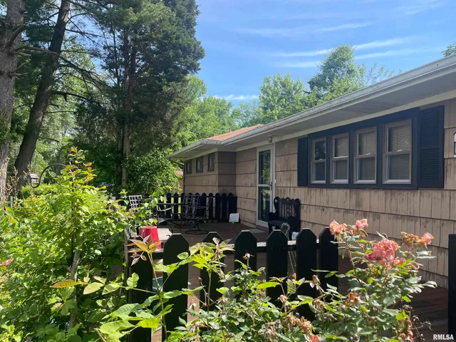 $119,900 | 1626 Sunset Drive, Carmi, IL 62821