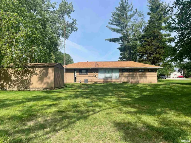 $119,900 | 1626 Sunset Drive, Carmi, IL 62821