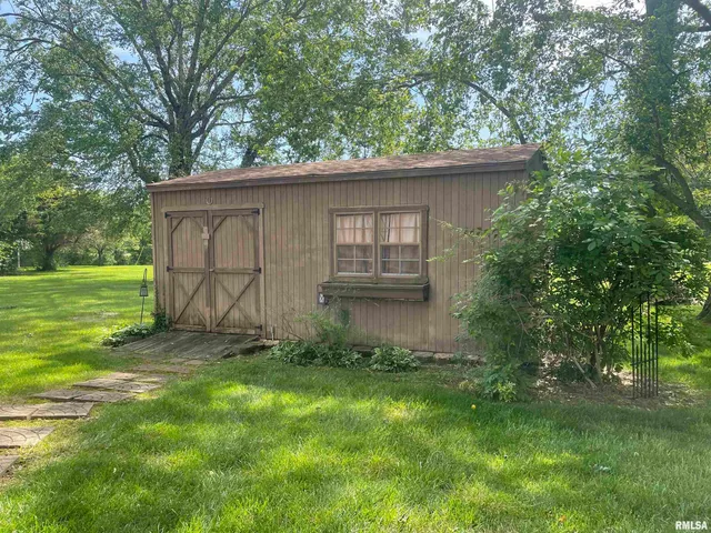 $119,900 | 1626 Sunset Drive, Carmi, IL 62821