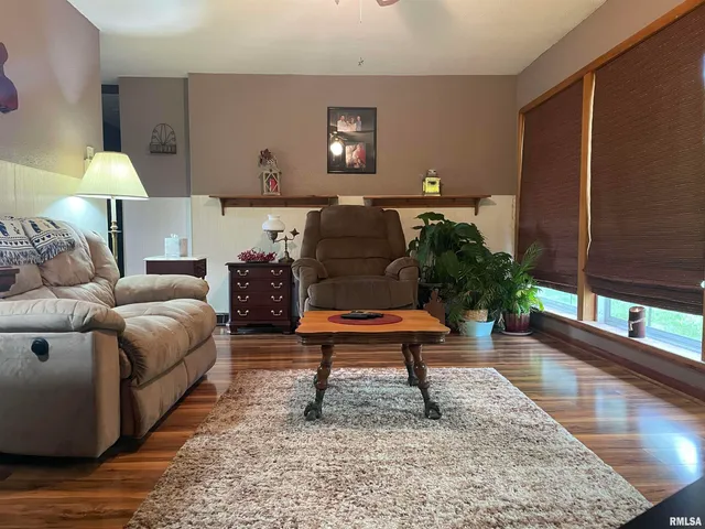 $119,900 | 1626 Sunset Drive, Carmi, IL 62821