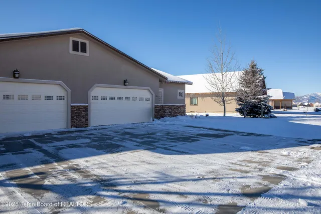 $370,000 | 321 Cedar Springs Drive, Thayne, WY 83127