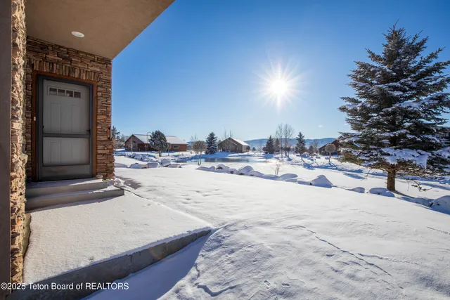 $370,000 | 321 Cedar Springs Drive, Thayne, WY 83127