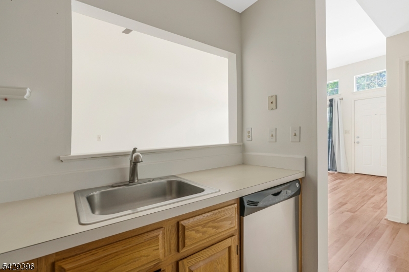 44 Spruce Court Bedminster, NJ 07921 - Photo 16 of 32
