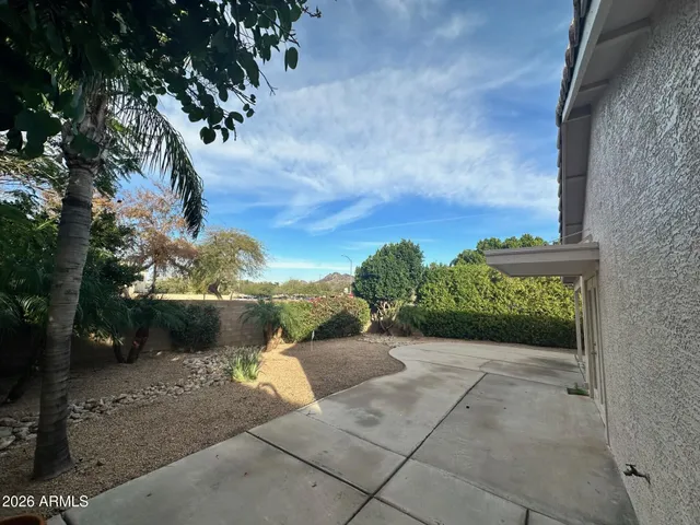 $2,050 | 24634 North 39th Avenue, Glendale, AZ 85310