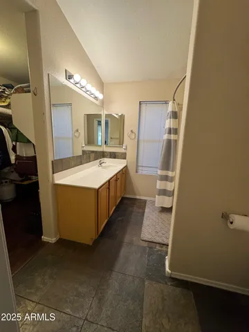 $2,050 | 24634 North 39th Avenue, Glendale, AZ 85310