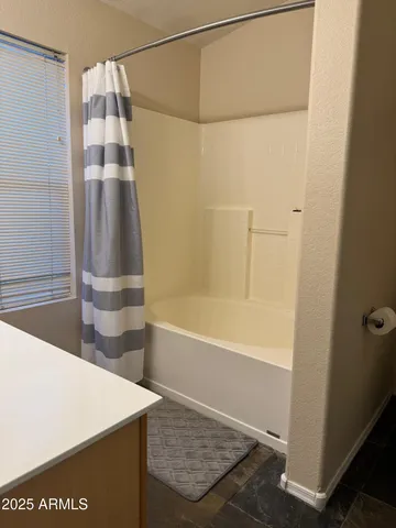 $2,050 | 24634 North 39th Avenue, Glendale, AZ 85310