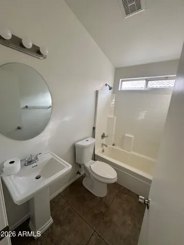 $2,050 | 24634 North 39th Avenue, Glendale, AZ 85310