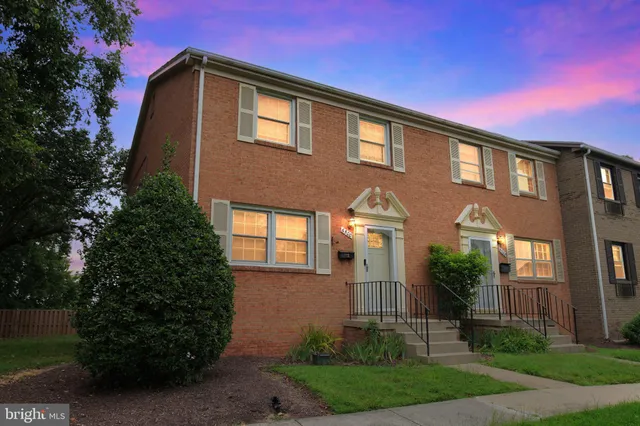 $295,000 | 6500 Beechwood Drive, Unit 1, Temple Hills, MD 20748