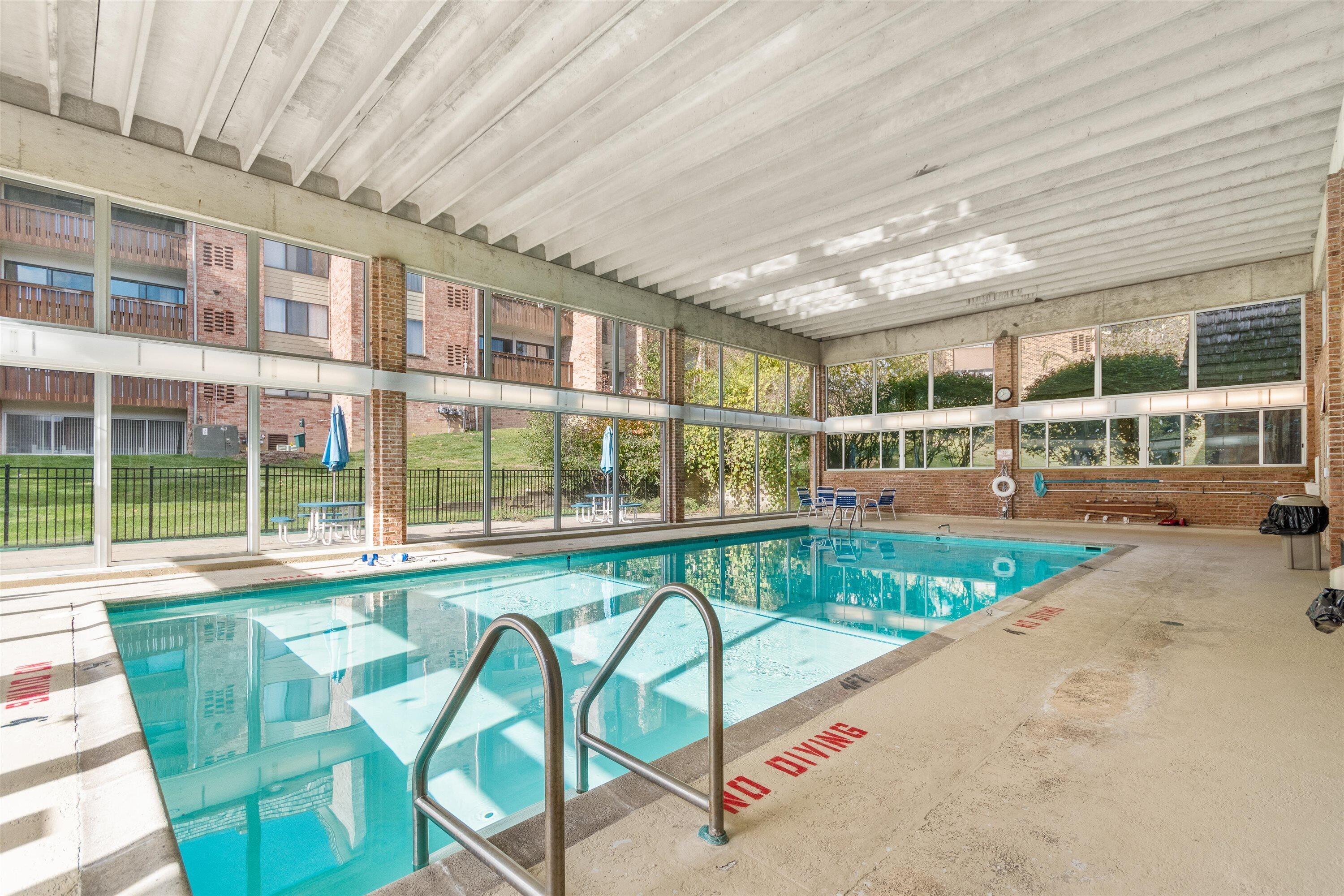 1235 South Maple Road, Unit 201 Ann Arbor, MI 48103 - Photo 32 of 35 32-33