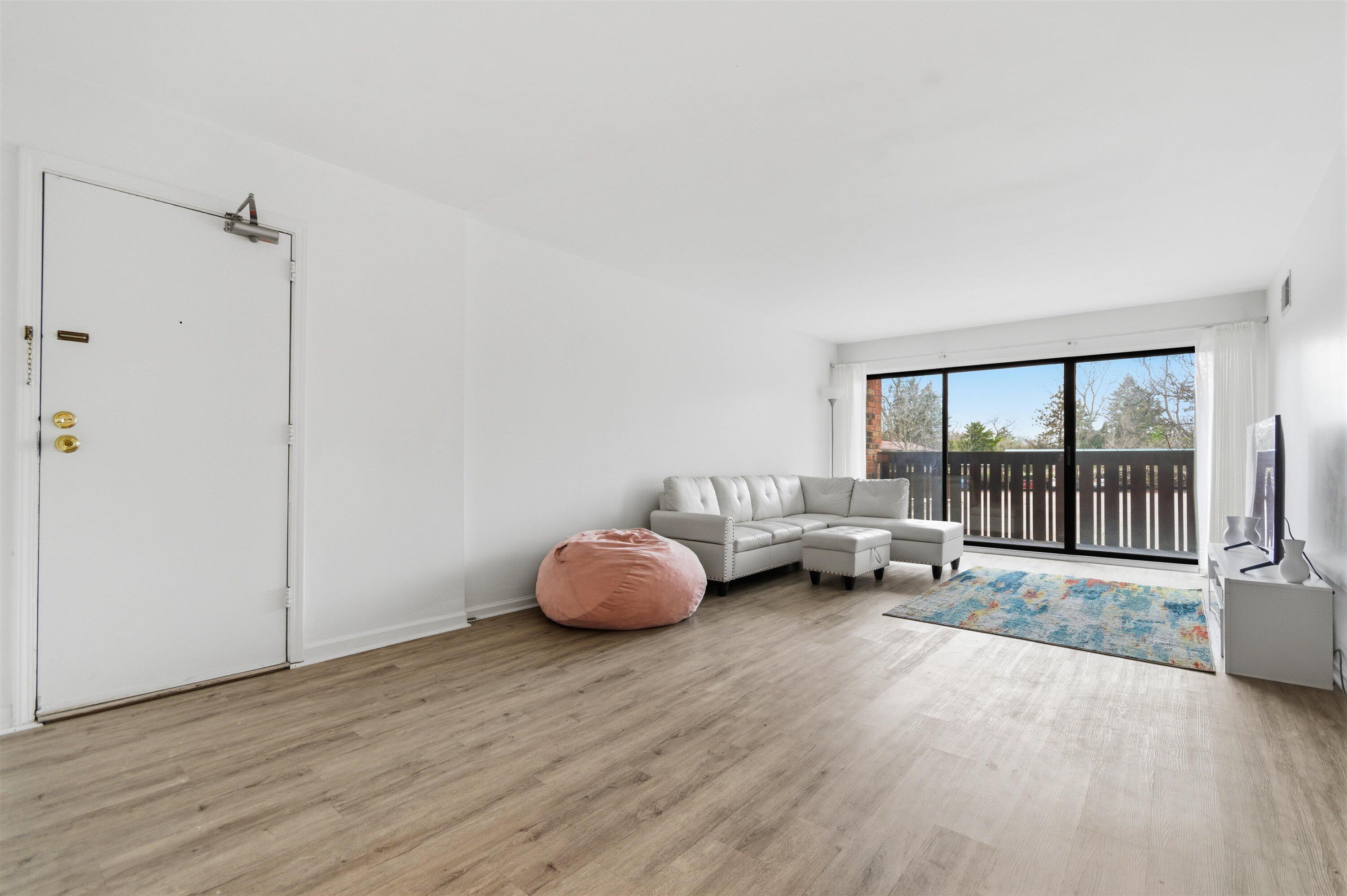 1235 South Maple Road, Unit 201 Ann Arbor, MI 48103 - Photo 6 of 35 08-09