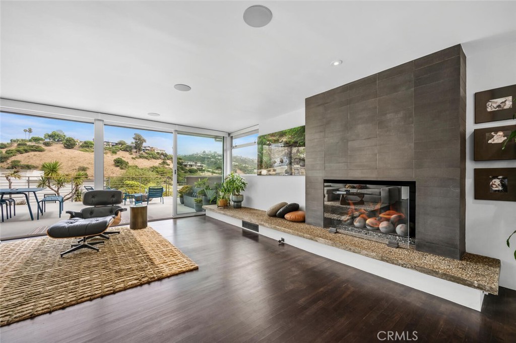 1340 Cerritos Drive Laguna Beach, CA 92651 - Photo 15 of 46