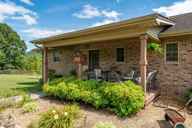 $460,000 | 214 Stewart Hills Drive, Rogersville, TN 37857