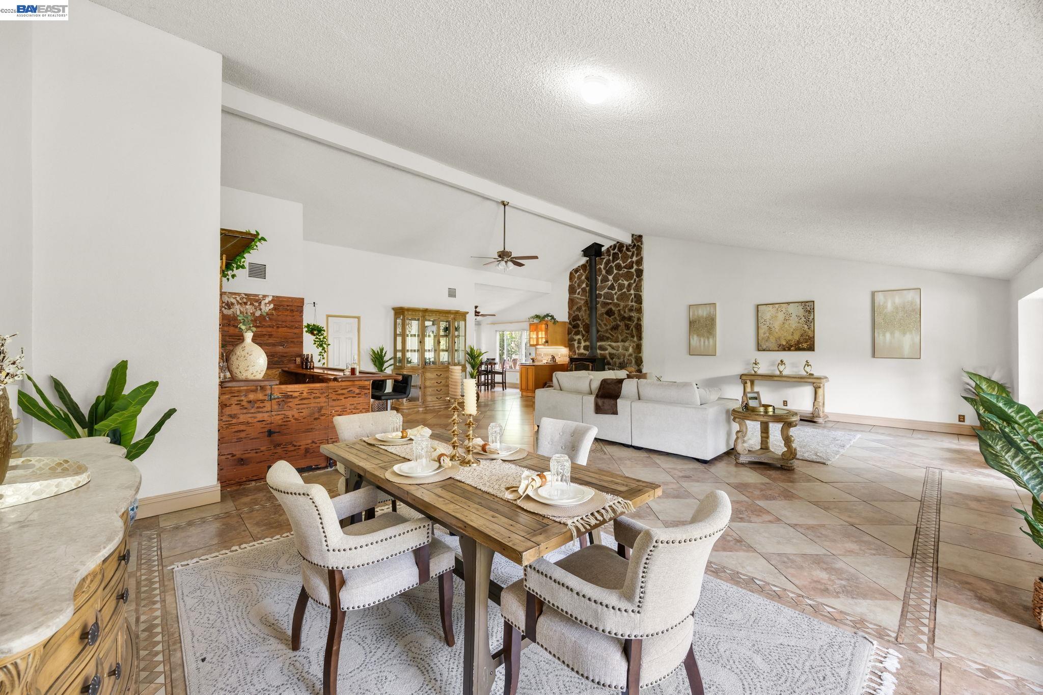 2857 Randall Way Hayward, CA 94541 - Photo 8 of 36