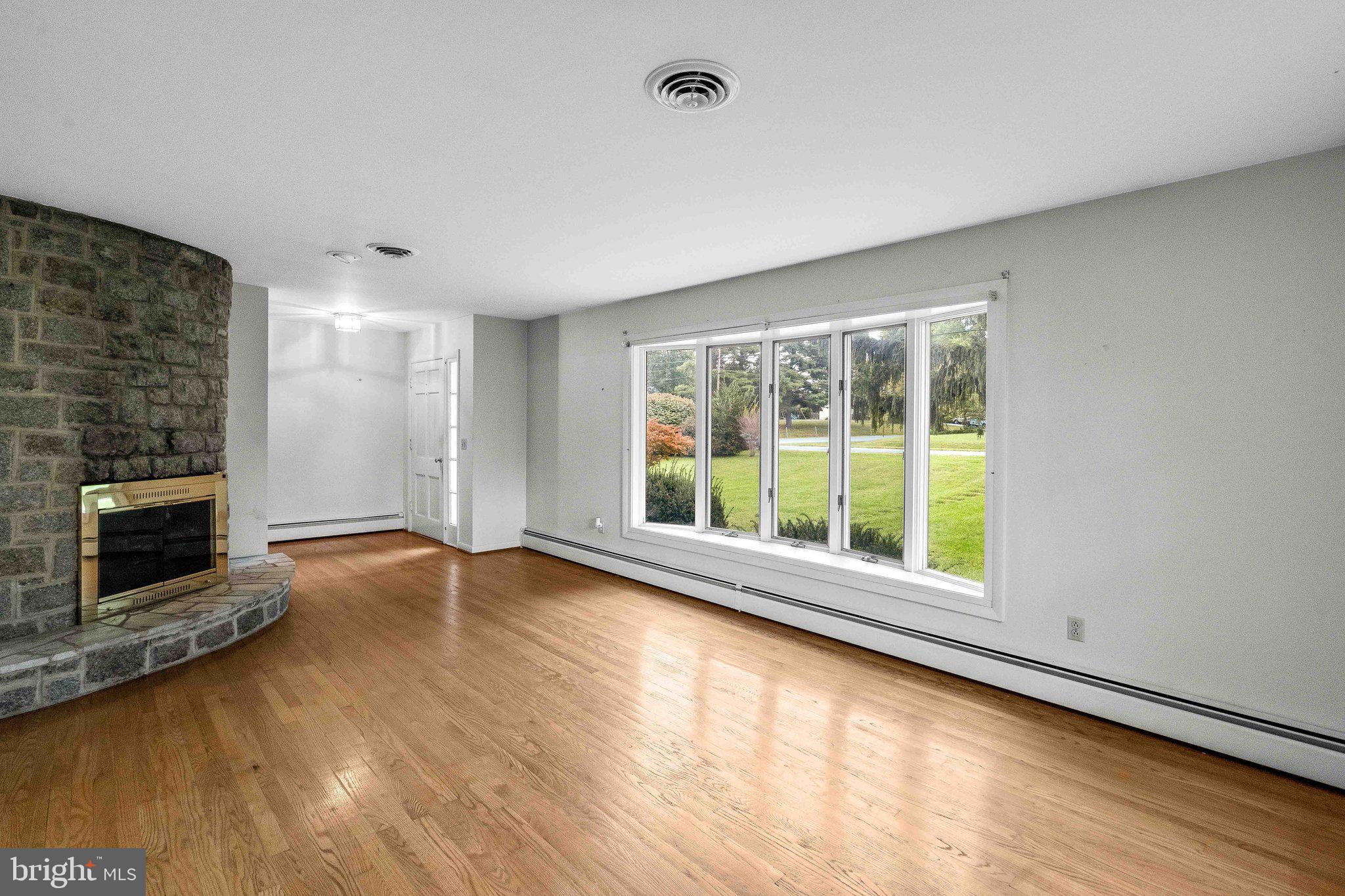 9201 Gue Road Damascus, MD 20872 - Photo 10 of 45