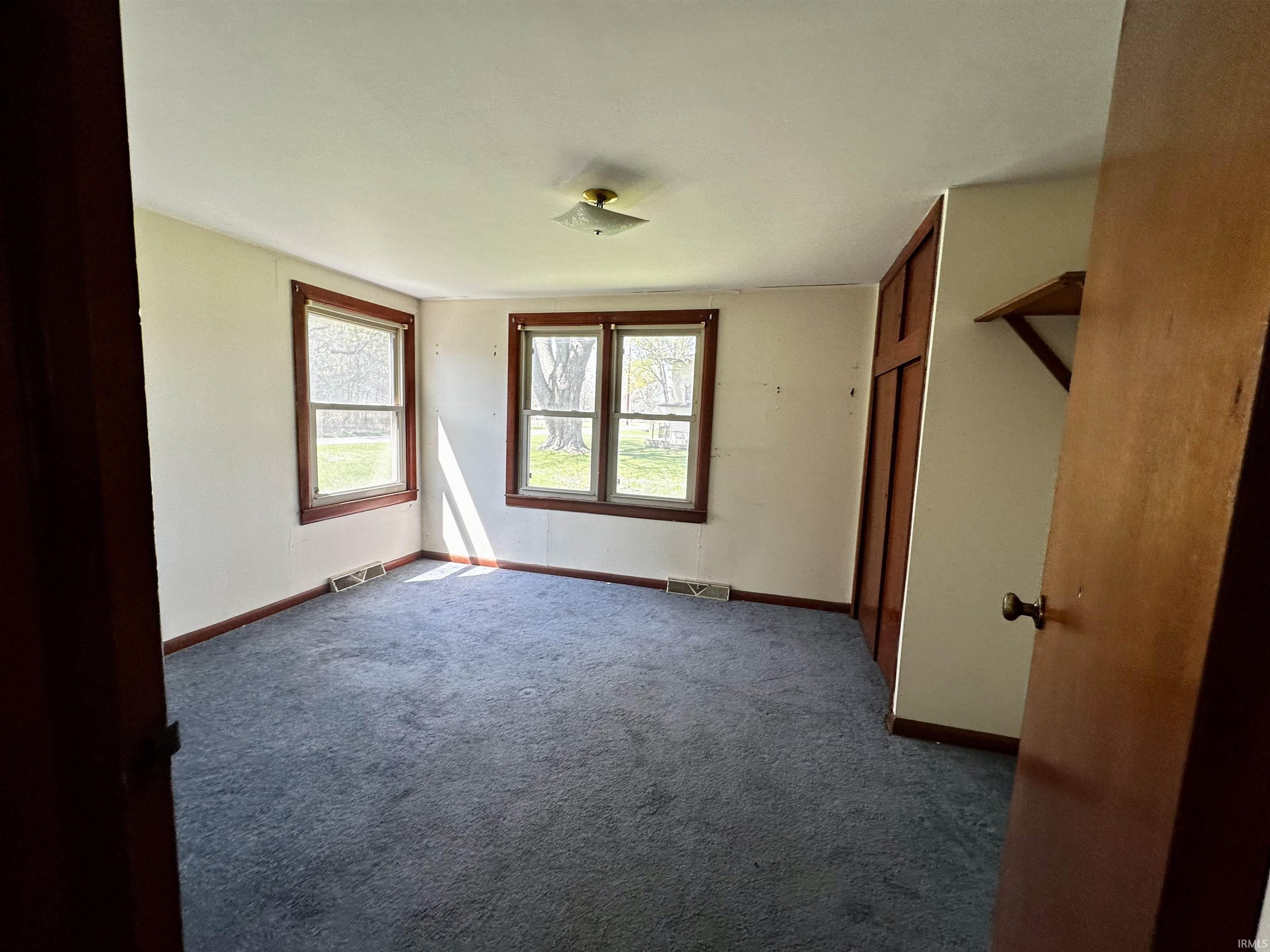 1370 Hanawalt Road Monticello, IN 47960 - Photo 17 of 26 Gallery Image 17