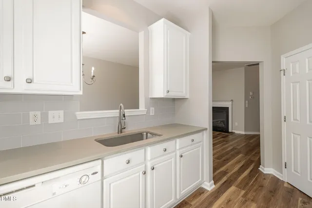 $1,800 | 956 Shining Wire Way, Morrisville, NC 27560