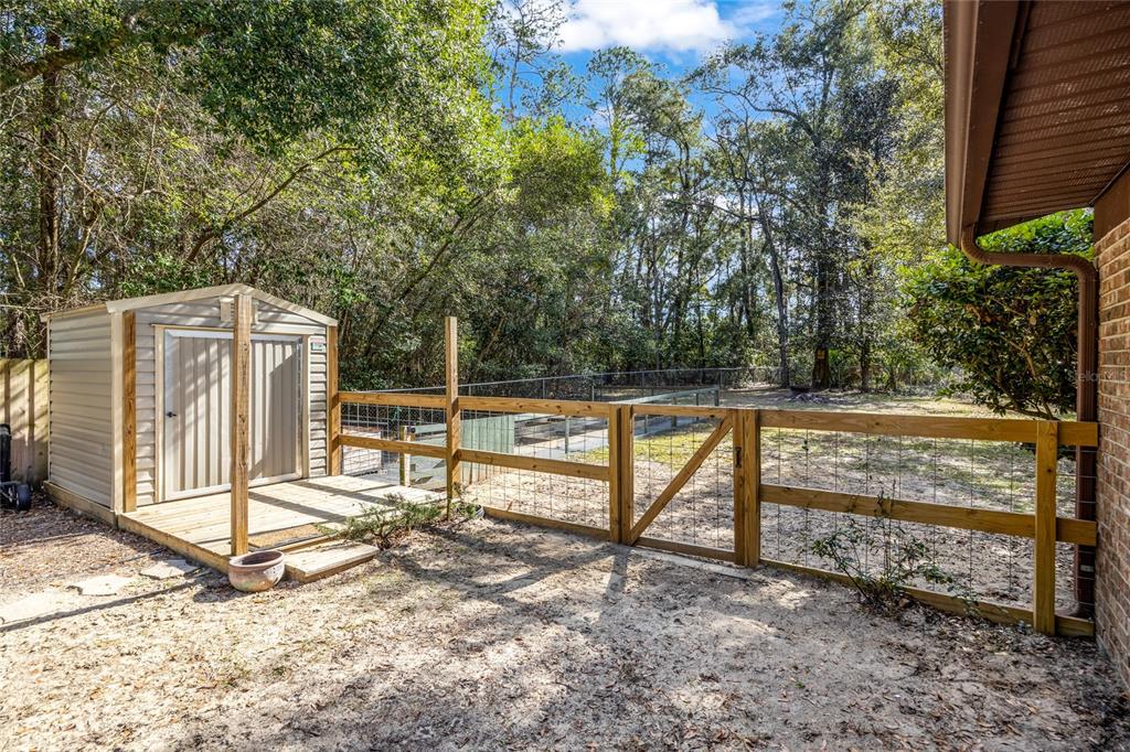 545 Southwest 257 Terrace Newberry, FL 32669 - Photo 31 of 46 a view of backyard with green space