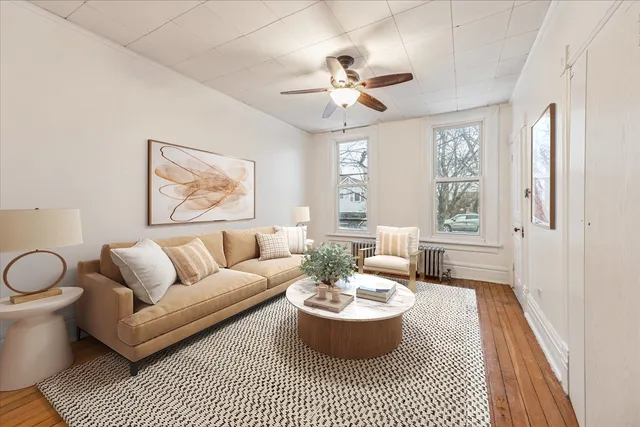 $319,900 | 2321 West 18th Place, Chicago, IL 60608