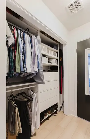 $2,100 | 909 Reinli Street, Unit 102, Austin, TX 78751