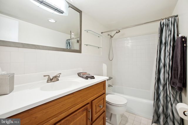 $299,900 | 801 North Pitt Street, Unit 1001, Alexandria, VA 22314