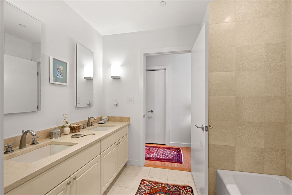 80 Broad Street, Unit 1002 Boston, MA 02110 - Photo 13 of 28